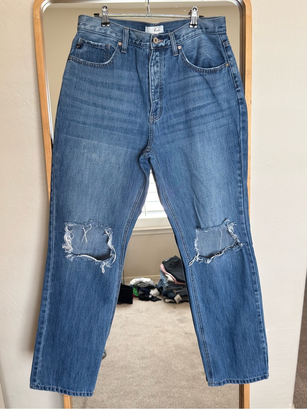 KanCan Distressed Denim Jeans in Medium Blue Wash